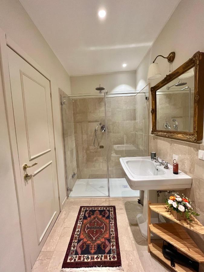 Lovely 1 Bedroom Apartment Nearby Piazza Maggiore โบโลญญา ภายนอก รูปภาพ