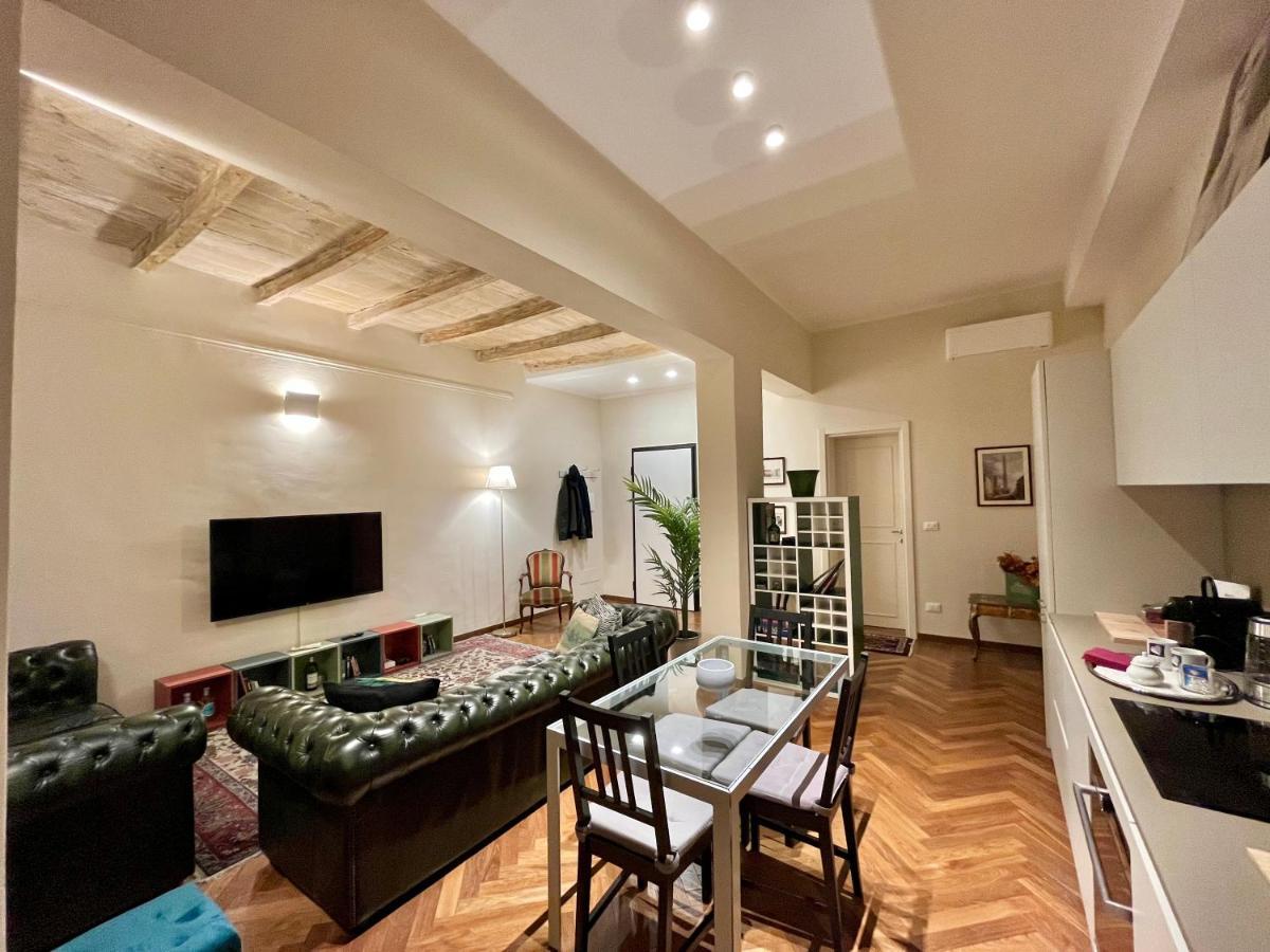 Lovely 1 Bedroom Apartment Nearby Piazza Maggiore โบโลญญา ภายนอก รูปภาพ